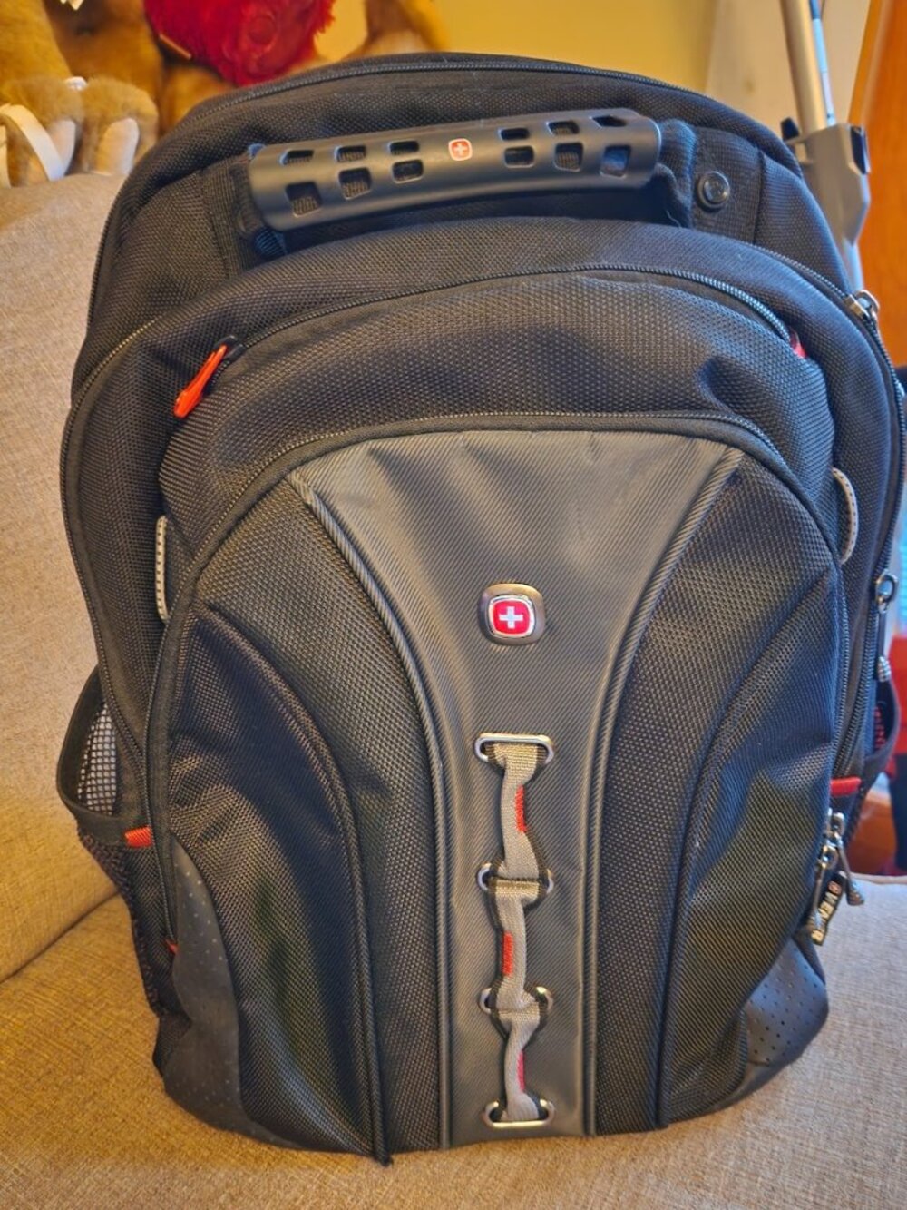swiss back pack